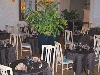 Hotel Logis L'ecu De France Mauriac (Cantal)