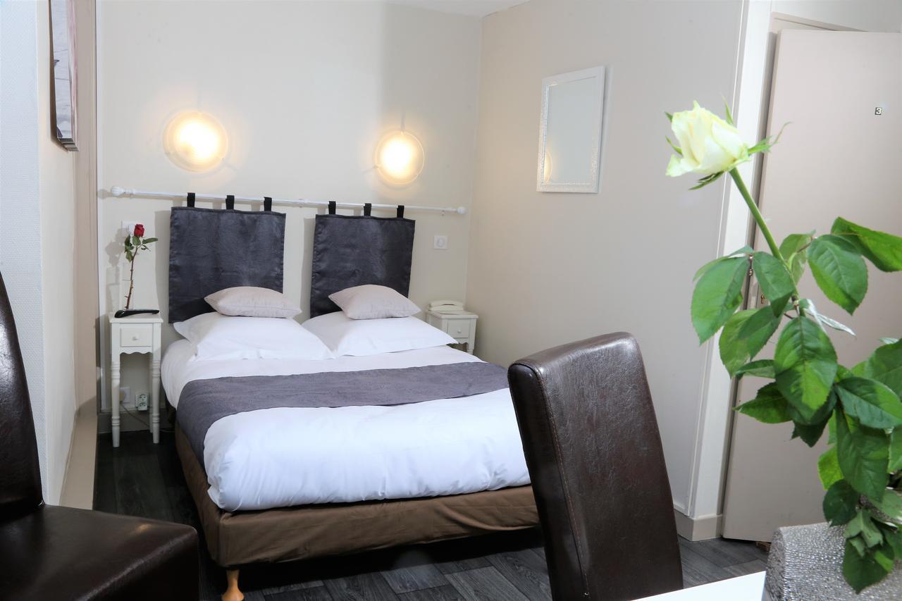 Logis L'ecu De France Hotel